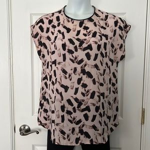 EUC Banana republic paint brush print top